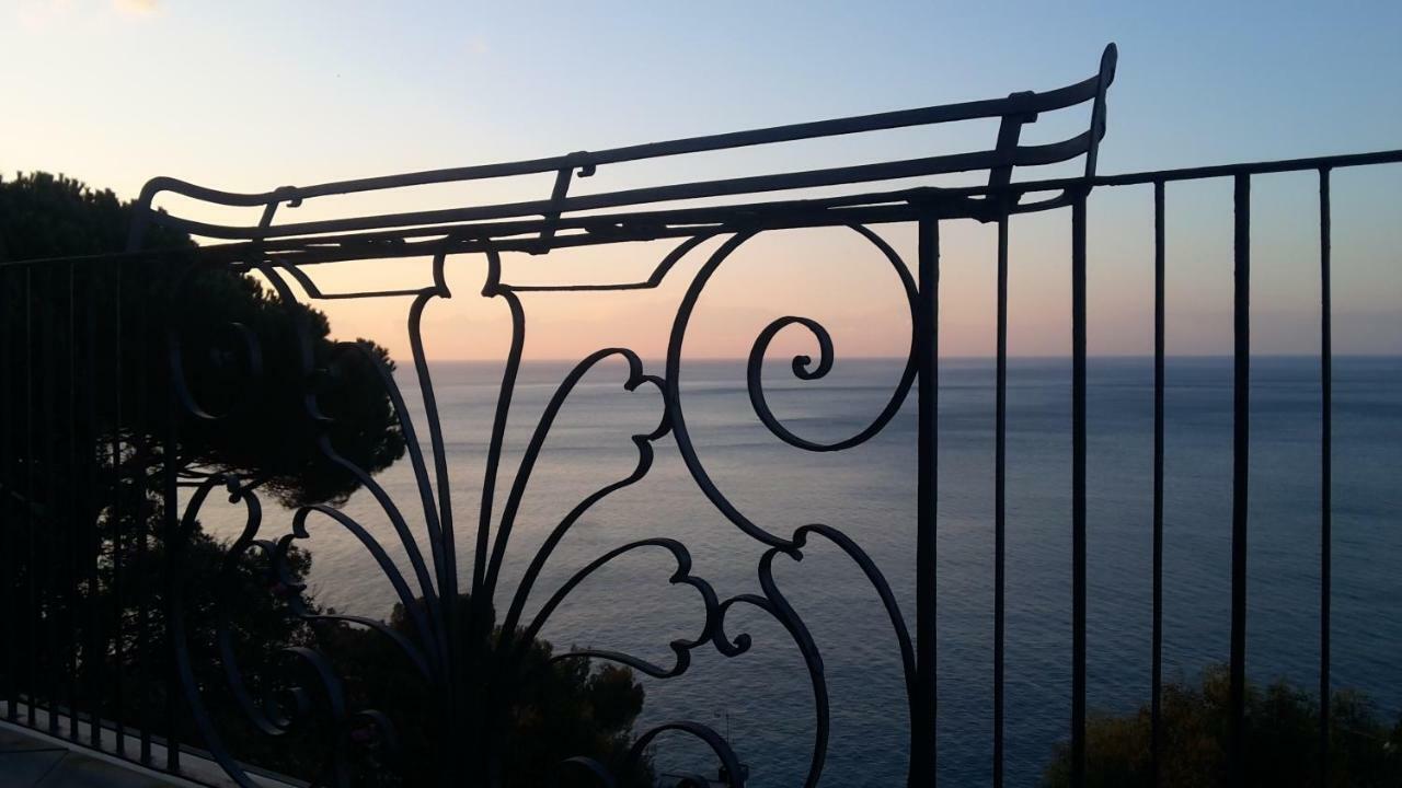 ארנצאנו Villa Eliodora - Due Appartamenti מראה חיצוני תמונה